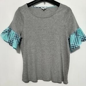 New! Crown & Ivy Gray & Plaid Top / Size Small